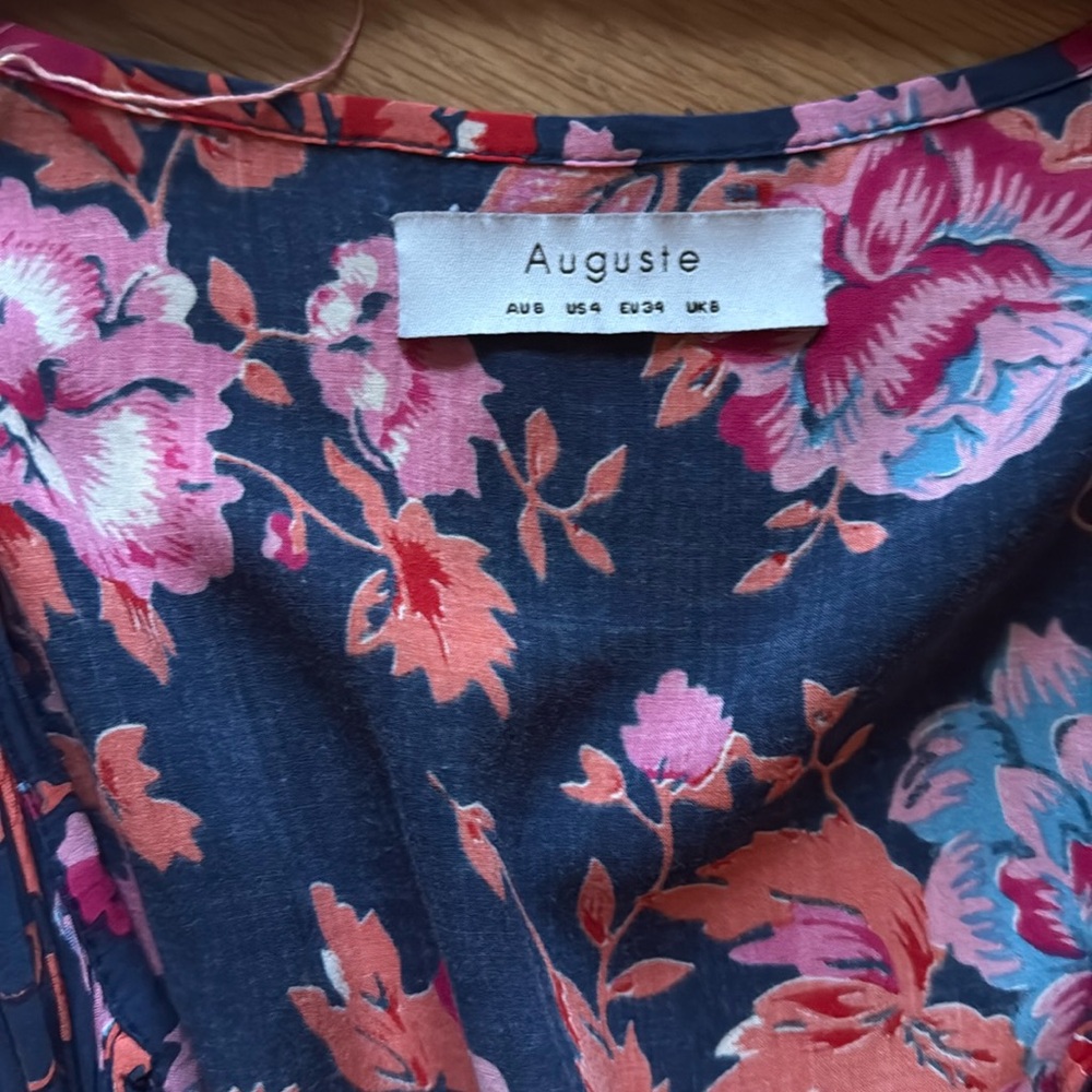 Auguste Floral Romper Size 4 Blue